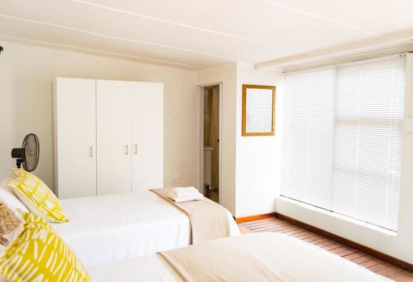 Pension Amanzi Guest House 14