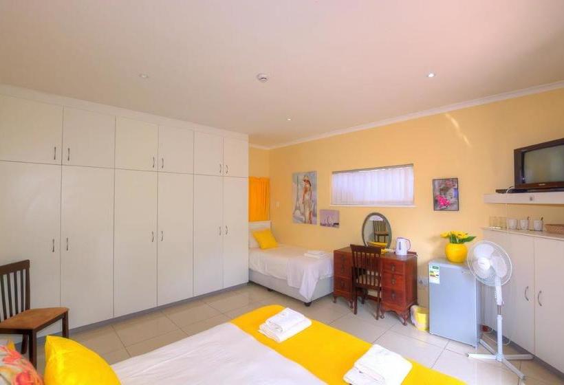 Pension Amanzi Guest House 2