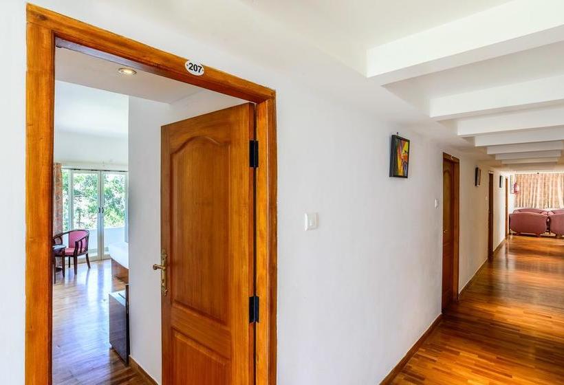 Hotel Treebo 4u Resort 15