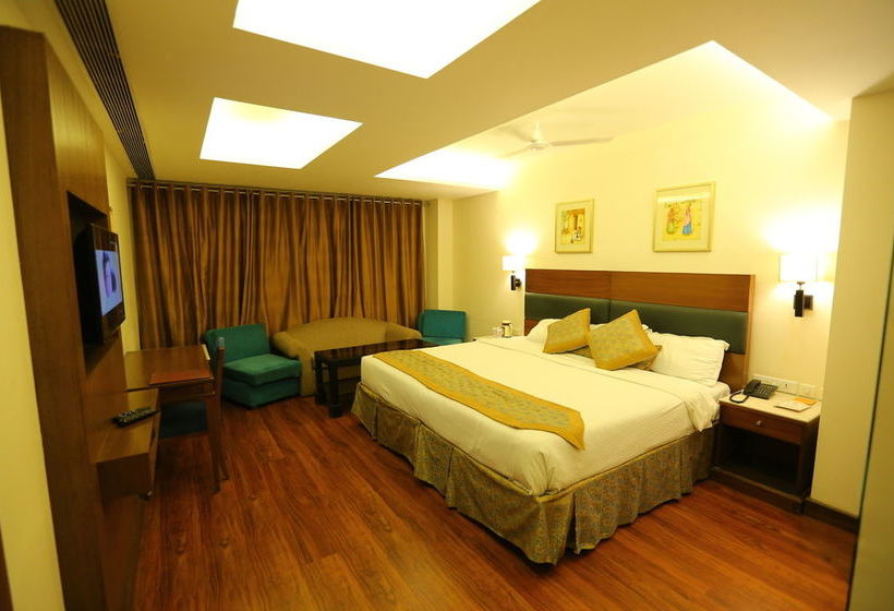 Hotel President New Court 12