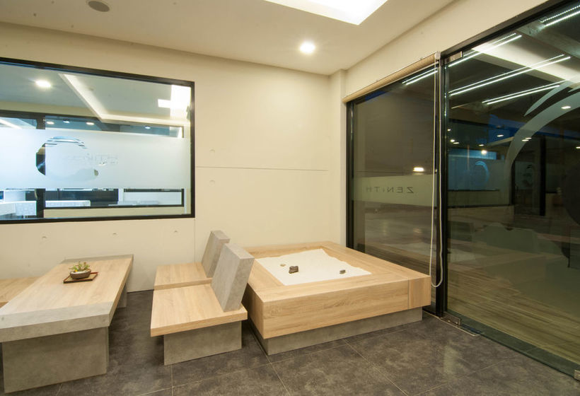 Hotel Zenith Residence 16