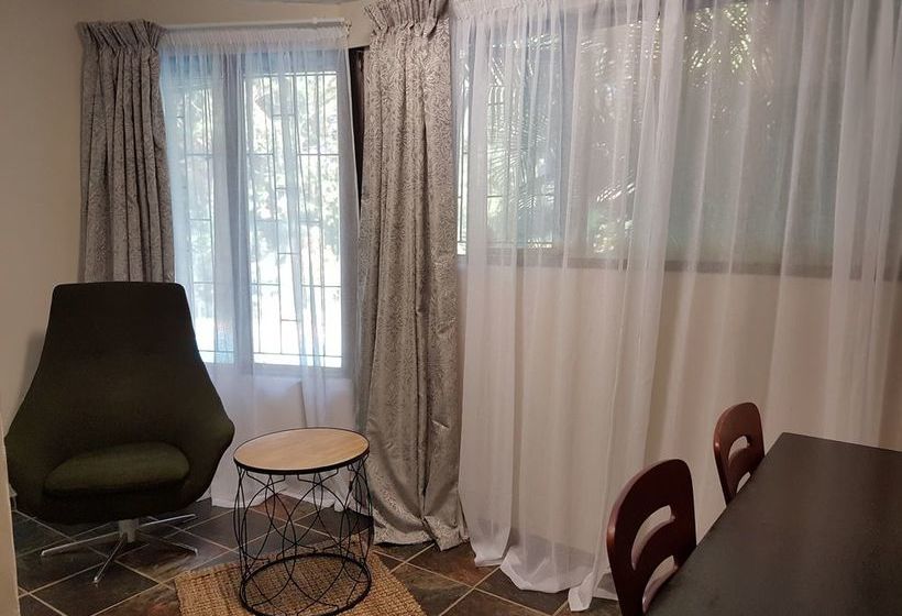 Bed and Breakfast Umlilo Lodge 12