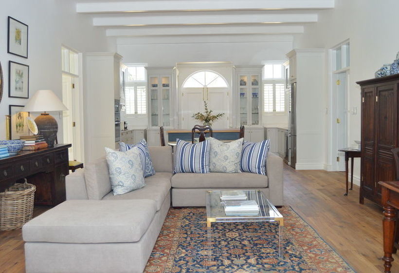 Lily Pond House At Le Lude 9