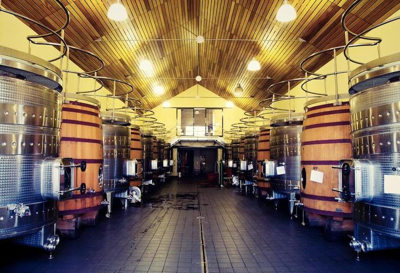 Marianne Wine Estate 6