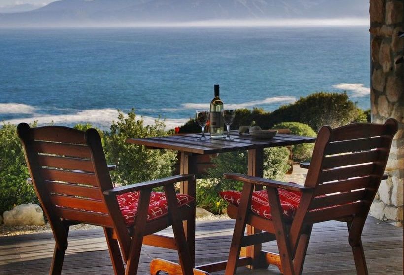 Bed and Breakfast Kleinzee Oceanfront Guesthouse 11