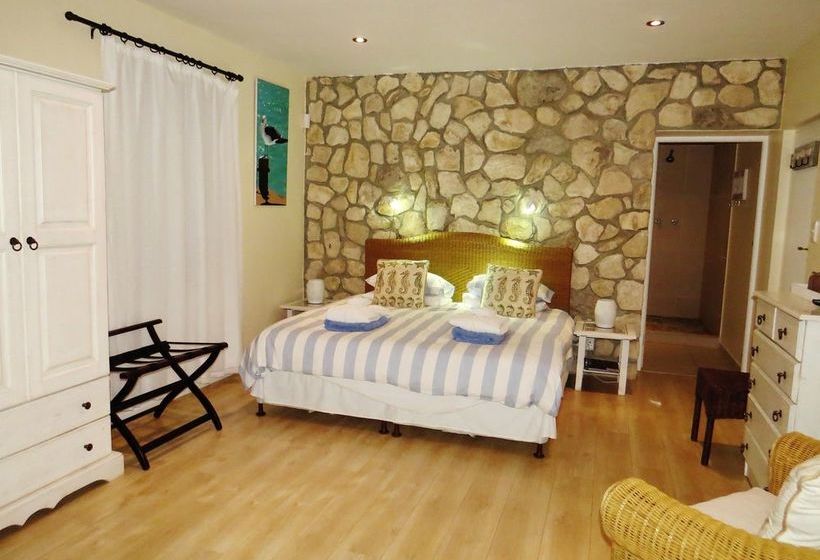 Bed and Breakfast Kleinzee Oceanfront Guesthouse 3