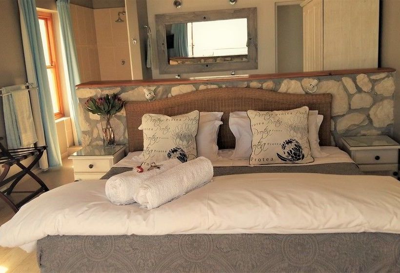 Bed and Breakfast Kleinzee Oceanfront Guesthouse 5