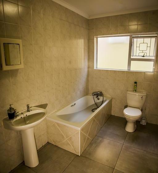 Pension Island Vibe Port Elizabeth 11