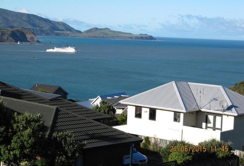 Pacific View Bed And Breakfast 3