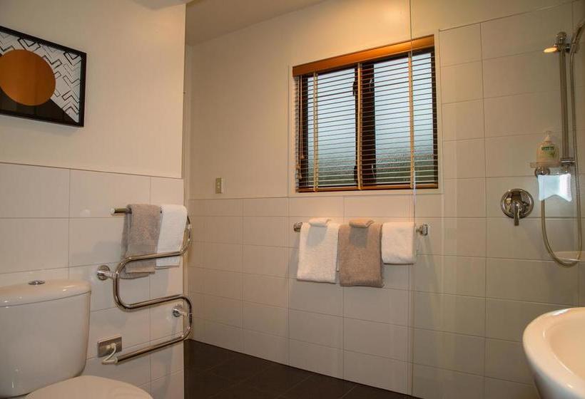 40 Thornycroft Street Bed & Breakfast 4