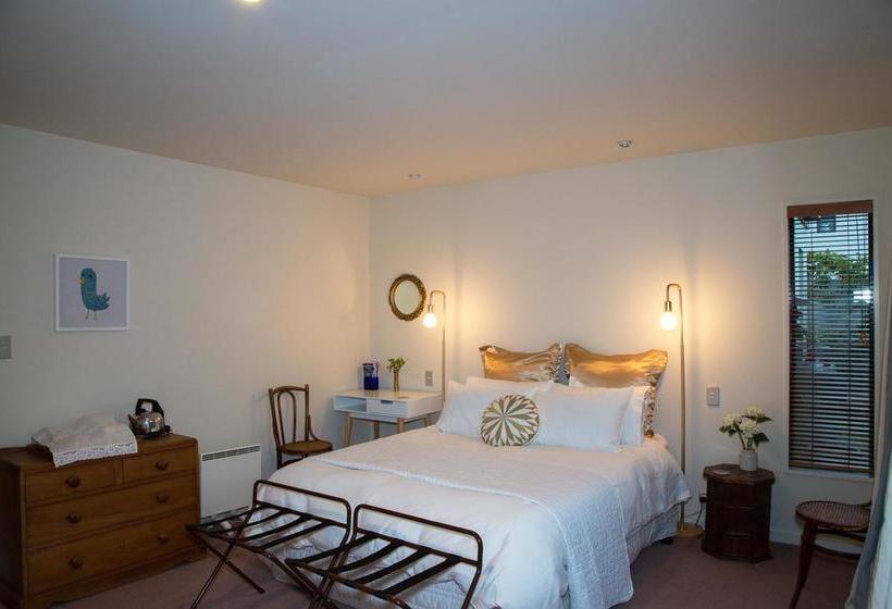 40 Thornycroft Street Bed & Breakfast 5