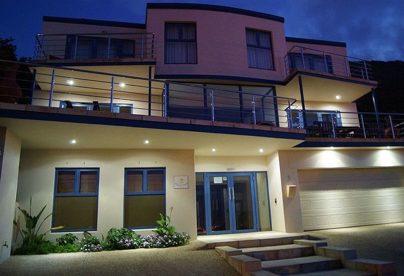 Pension Magellan's Passage