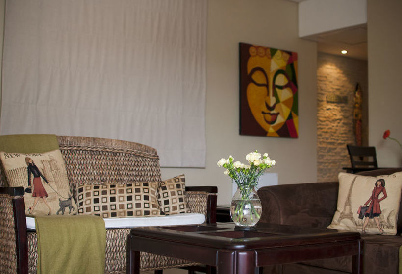 1109 The Decks At 67 Long Street 12