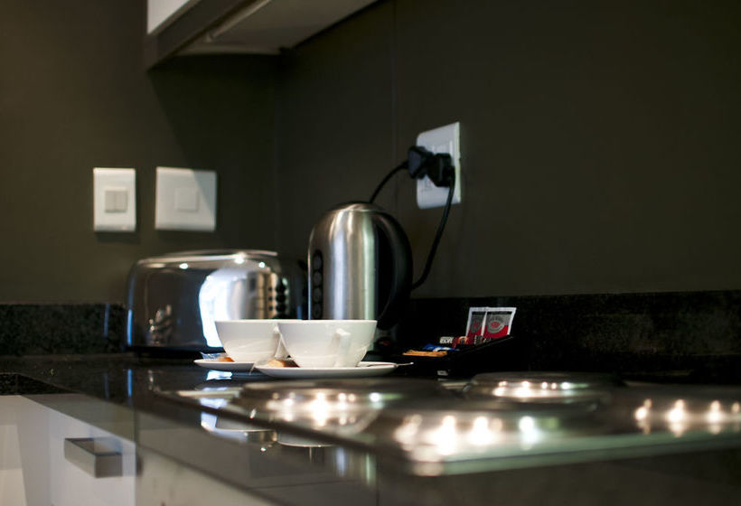 1109 The Decks At 67 Long Street 17