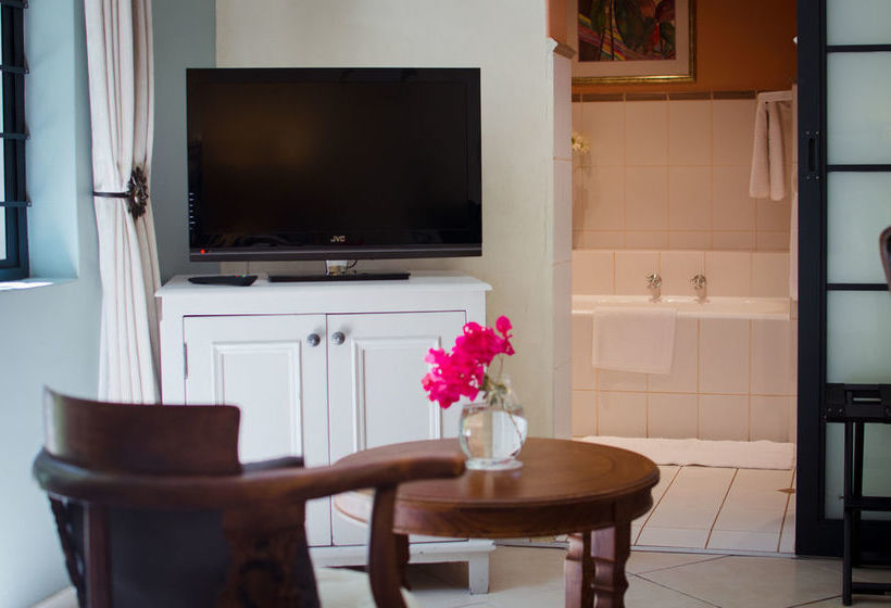 Pension Paradiso Guest House 2