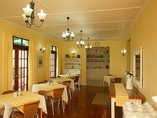 Bed and Breakfast District Six Guesthouse 19