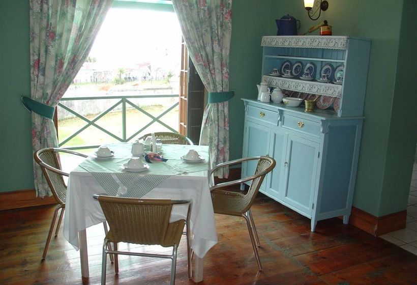 Bed and Breakfast District Six Guesthouse 20