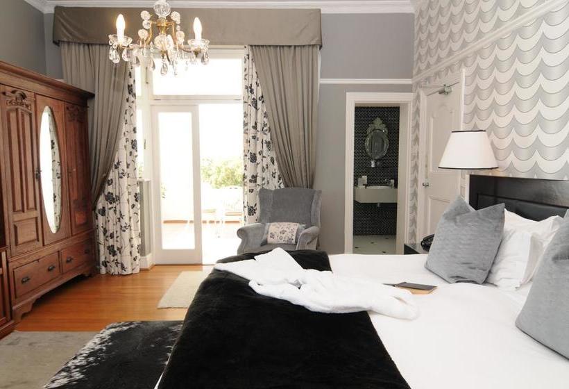 Pension Abbey Manor Luxury Guesthouse 10