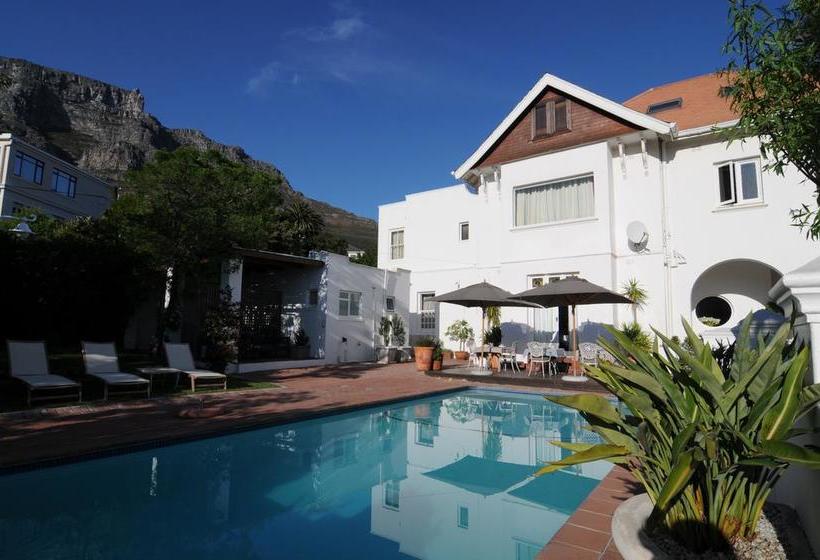 Pension Abbey Manor Luxury Guesthouse 5