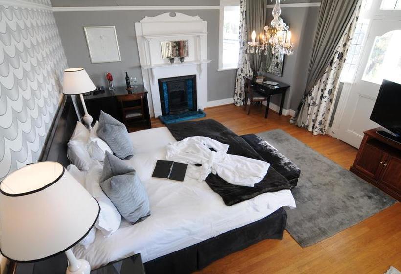 Pension Abbey Manor Luxury Guesthouse 9