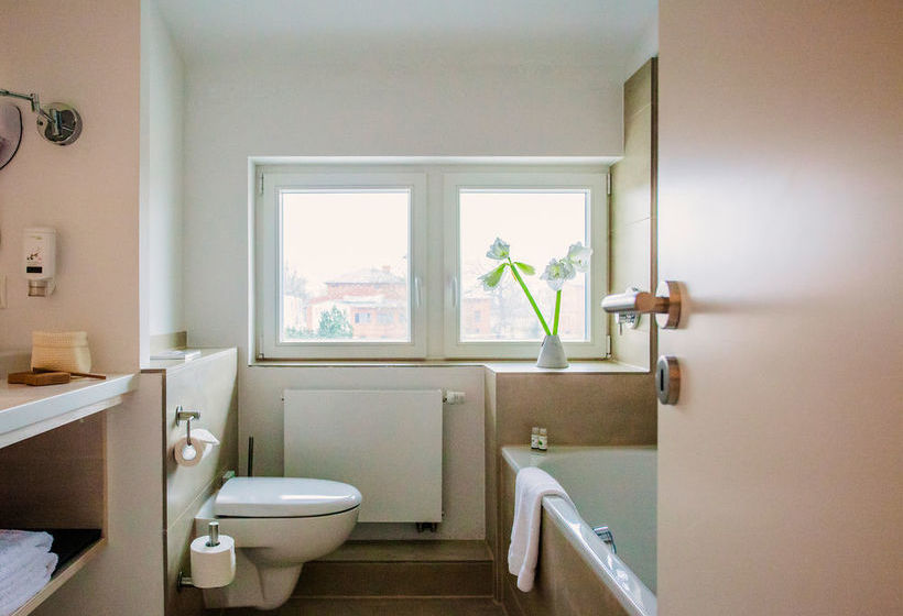 Hotel Landgut Stober 13