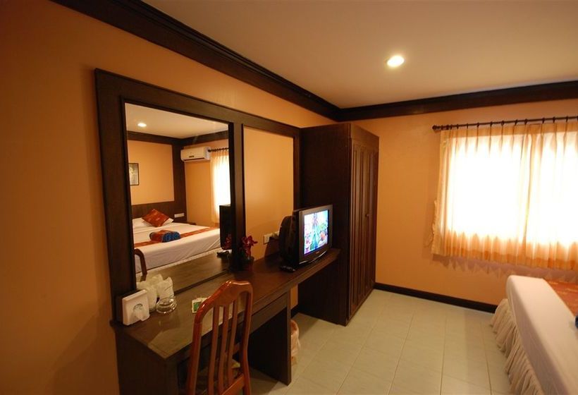 Hotel Pak Klong Sea Side 4