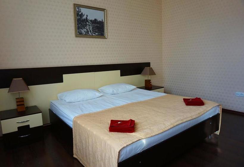 Hotel Amaks Shakhtyor Yessentuki Stávropol