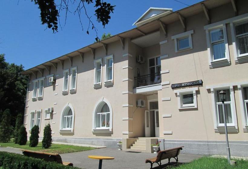 Hotel Amaks Shakhtyor 14