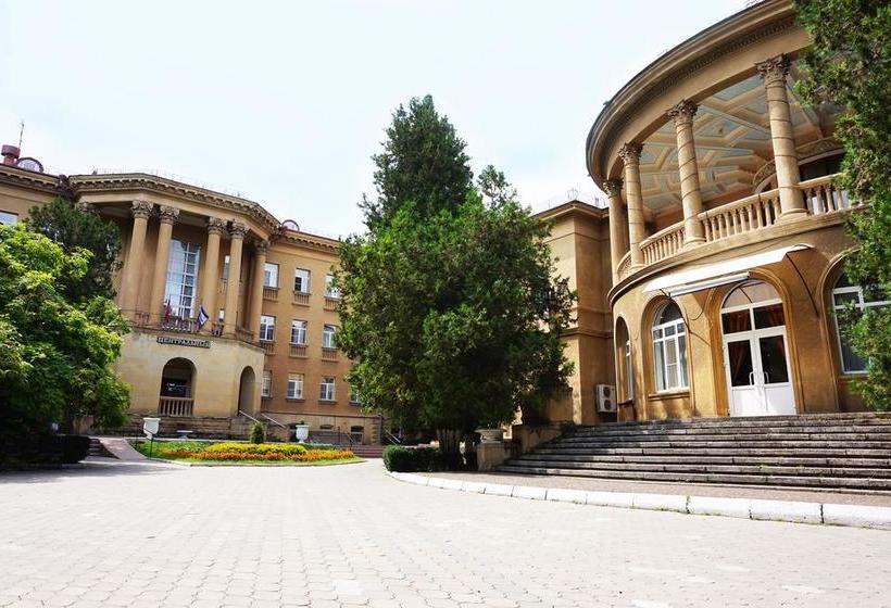 Hotel Amaks Shakhtyor 8