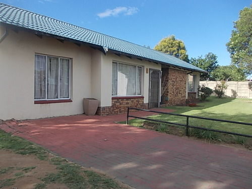 Pension All Are Welcome Guest House 5