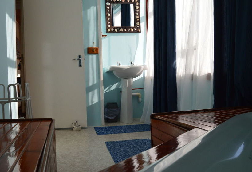 Hostel Fisherhaven Traveller's Lodge 10