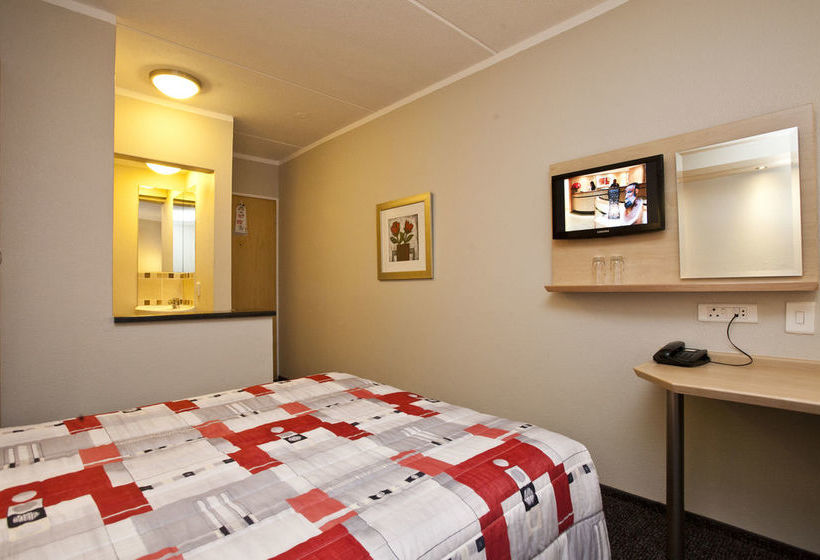 Hotel Road Lodge Carnival City 14