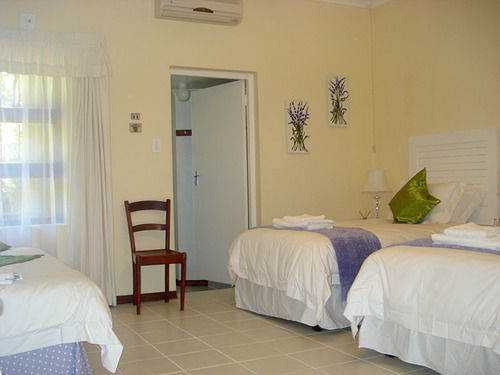 Pension The Guest House Pongola 14