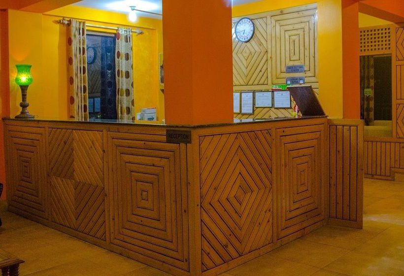 Hotel Greenwoods Inn 1