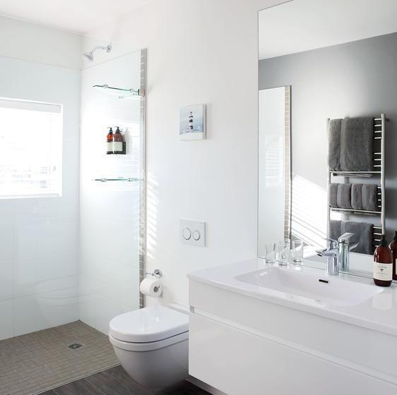 Bed and Breakfast One Marine Drive Boutique 11