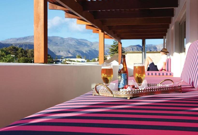 Bed and Breakfast One Marine Drive Boutique 18