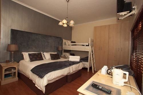 Pension Leeuwenzee Guest House 2