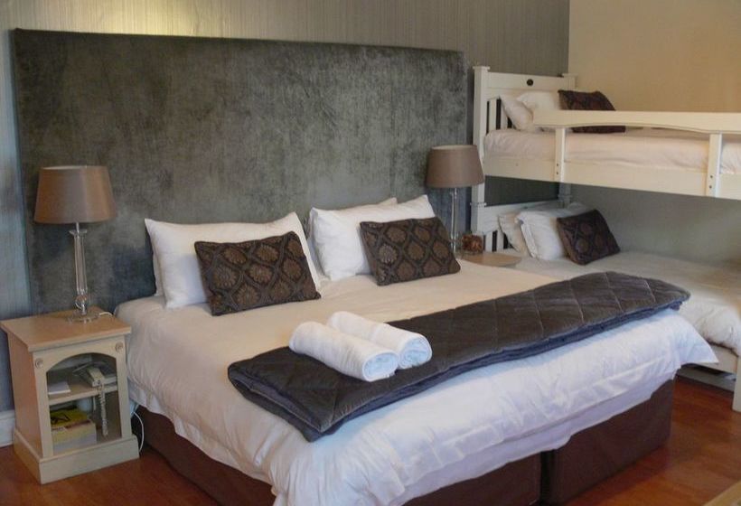 Pension Leeuwenzee Guest House 8