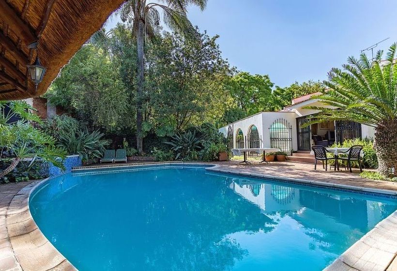 Pension Bay Tree Guest House 16