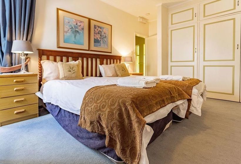 Pension Bay Tree Guest House 9