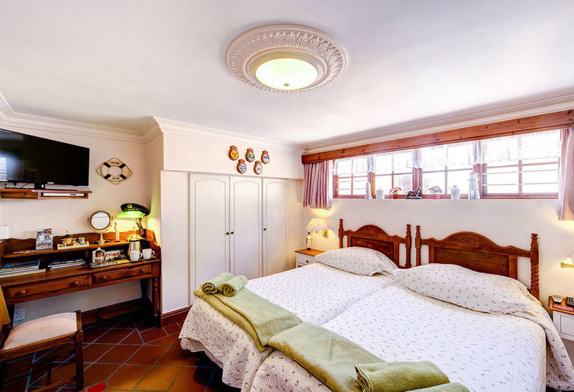 Cheriton Guest House Bed And Breakfast 8