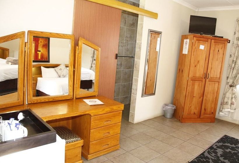 Pension Kalahari Guest House 17