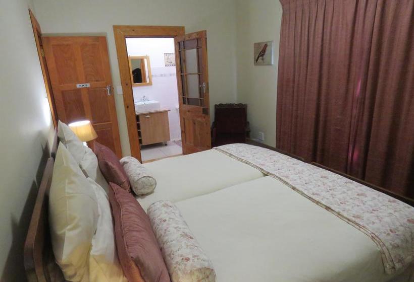 Pension Mentors Country Estate 5