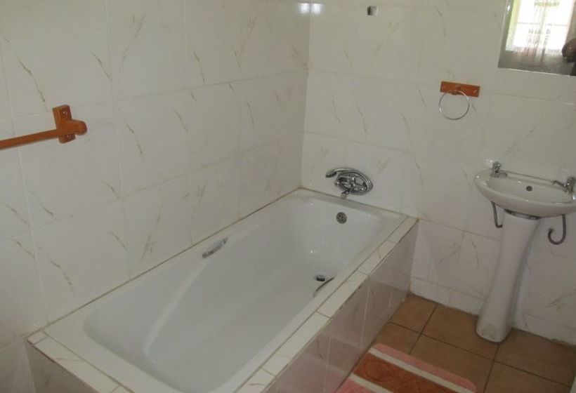 Bed and Breakfast Aroma Africa 12