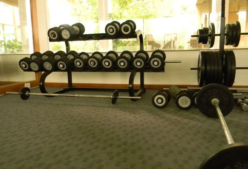 Hotel Aarohi Starz Club & Spa 3