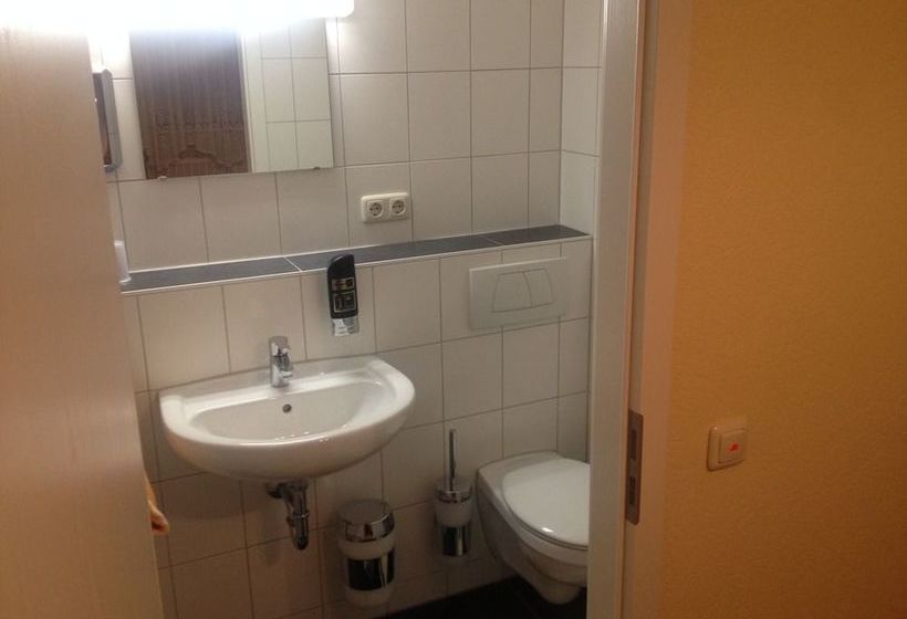 Hotel Landgasthof Zum Taunus 18