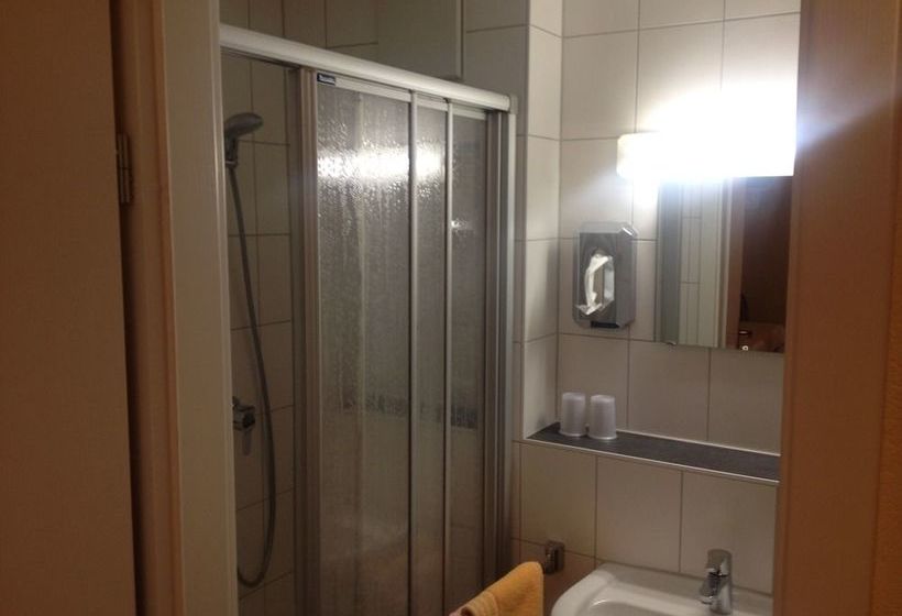 Hotel Landgasthof Zum Taunus 5