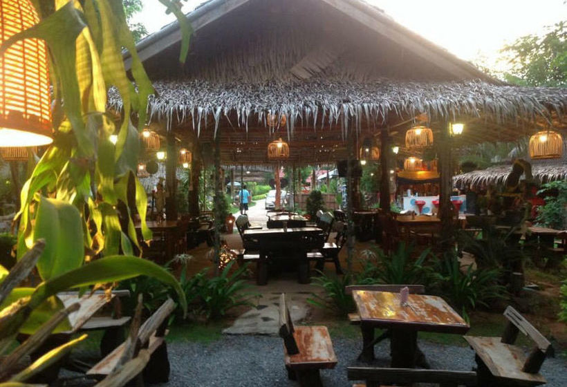 Hotel Sapmanee Resort 10