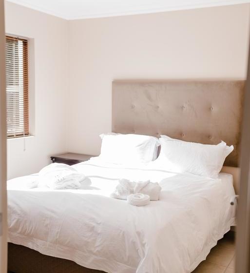 Edenbrook Country House 1