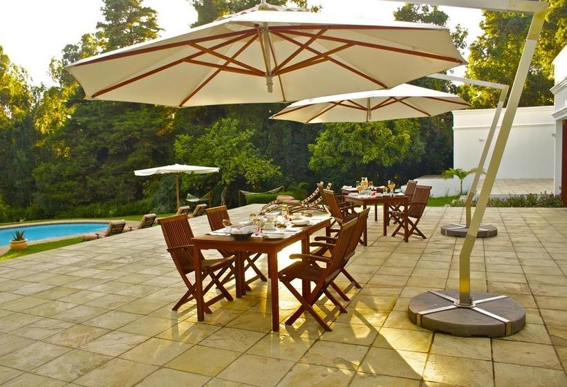 Edenbrook Country House 13